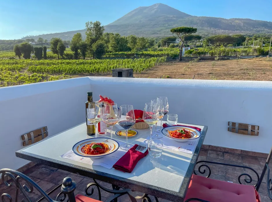 Pompeii-Herculaneum-Wine tasting-4