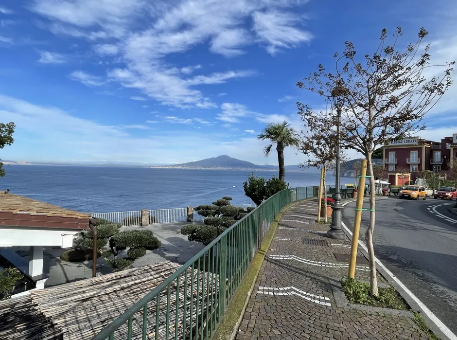 Pompeii Sorrento and Positano-2